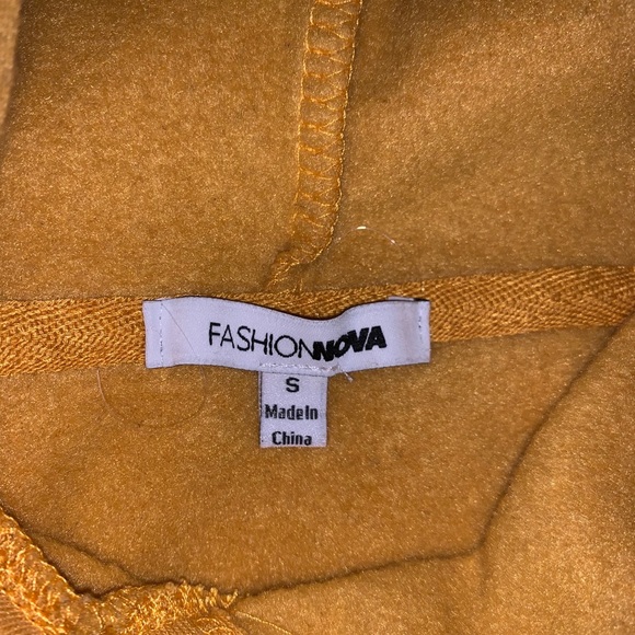 Comfy Cropped Yellow Hoodie - Picture 3 of 3